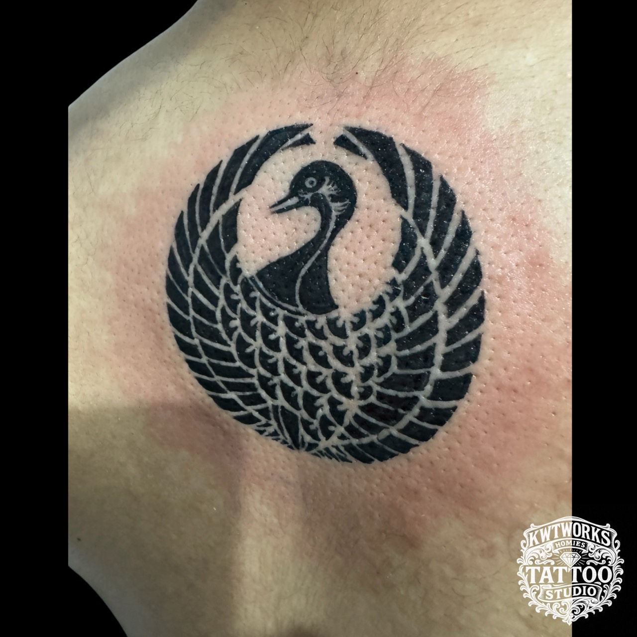 鶴の丸（Crane Crest）